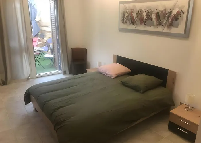 ゲストハウス A Casa Assulanata 3*